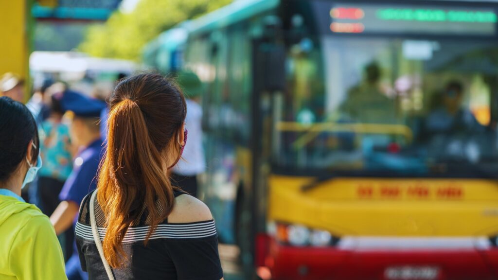  Hamari Adhuri Kahani
Raj Nandni  bus stand